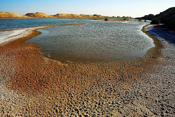 塔里木盆地资源丰富 20071028_5244267d44256754fcb3j3mB4numFHUb.jpg?130